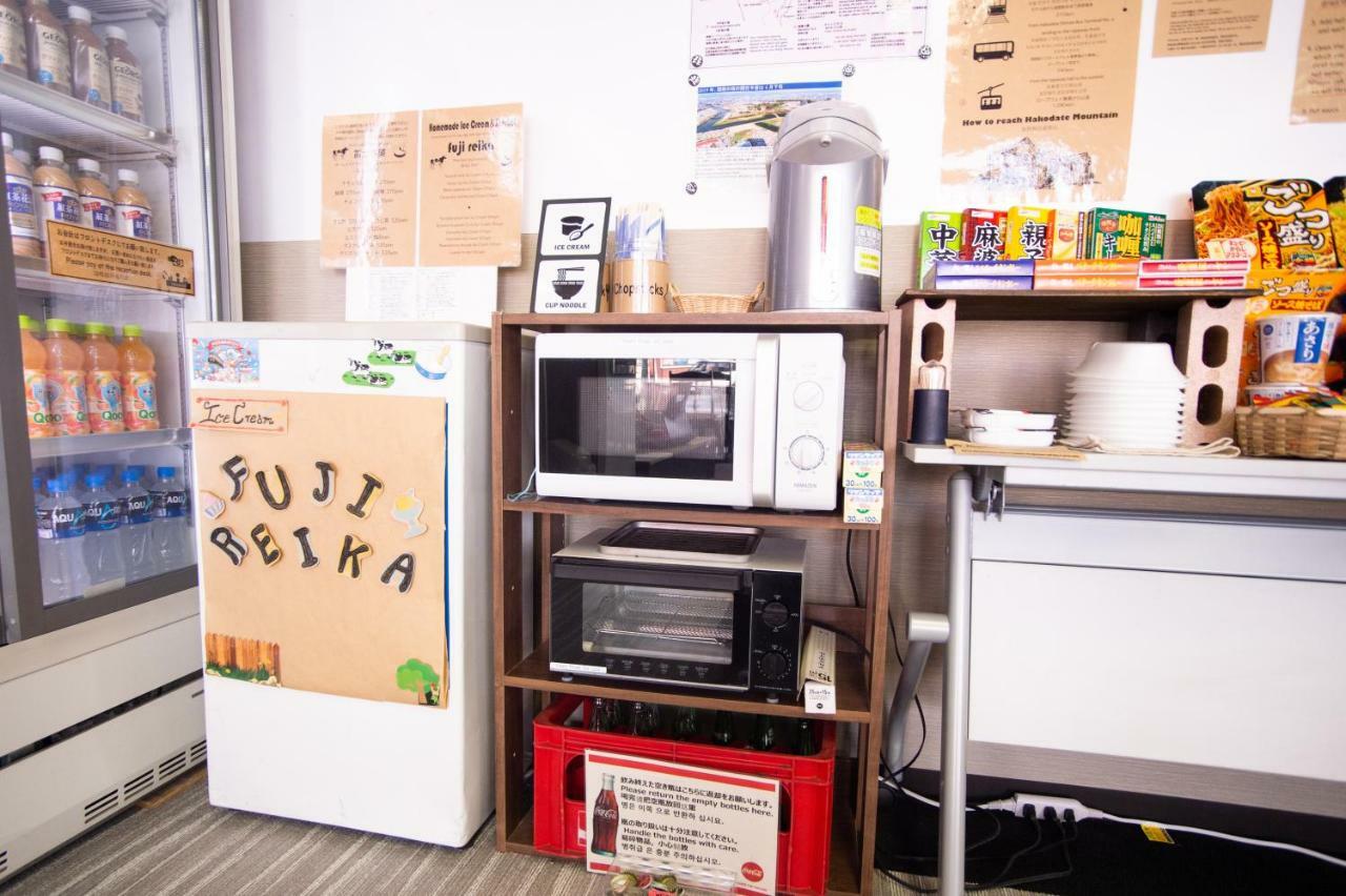 Capsule Hotel Hakodate Exterior photo